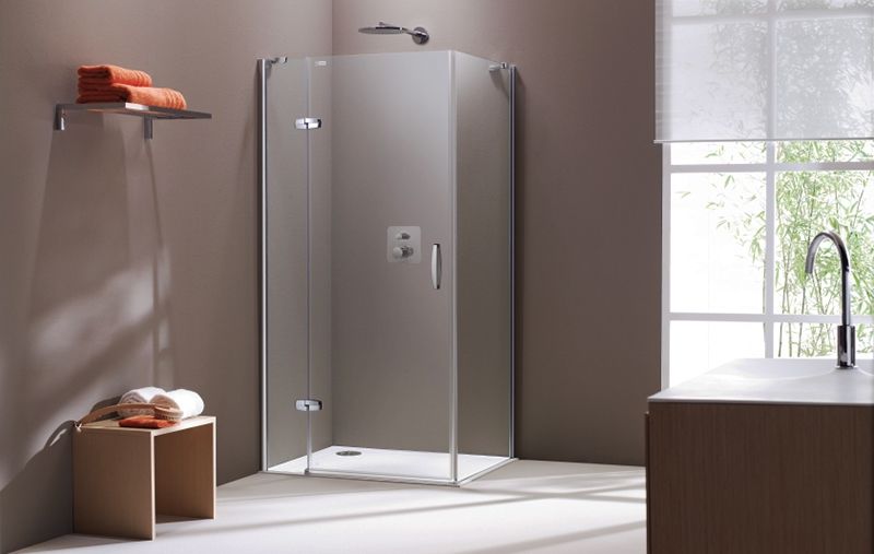 Боковая стенка для душевого уголка Huppe Aura Elegance 110 400680.092.322 Профиль хром, стекло прозрачное Боковая стенка для душевого уголка Huppe Aura Elegance 110 400680.092.322 Профиль хром, стекло прозрачное