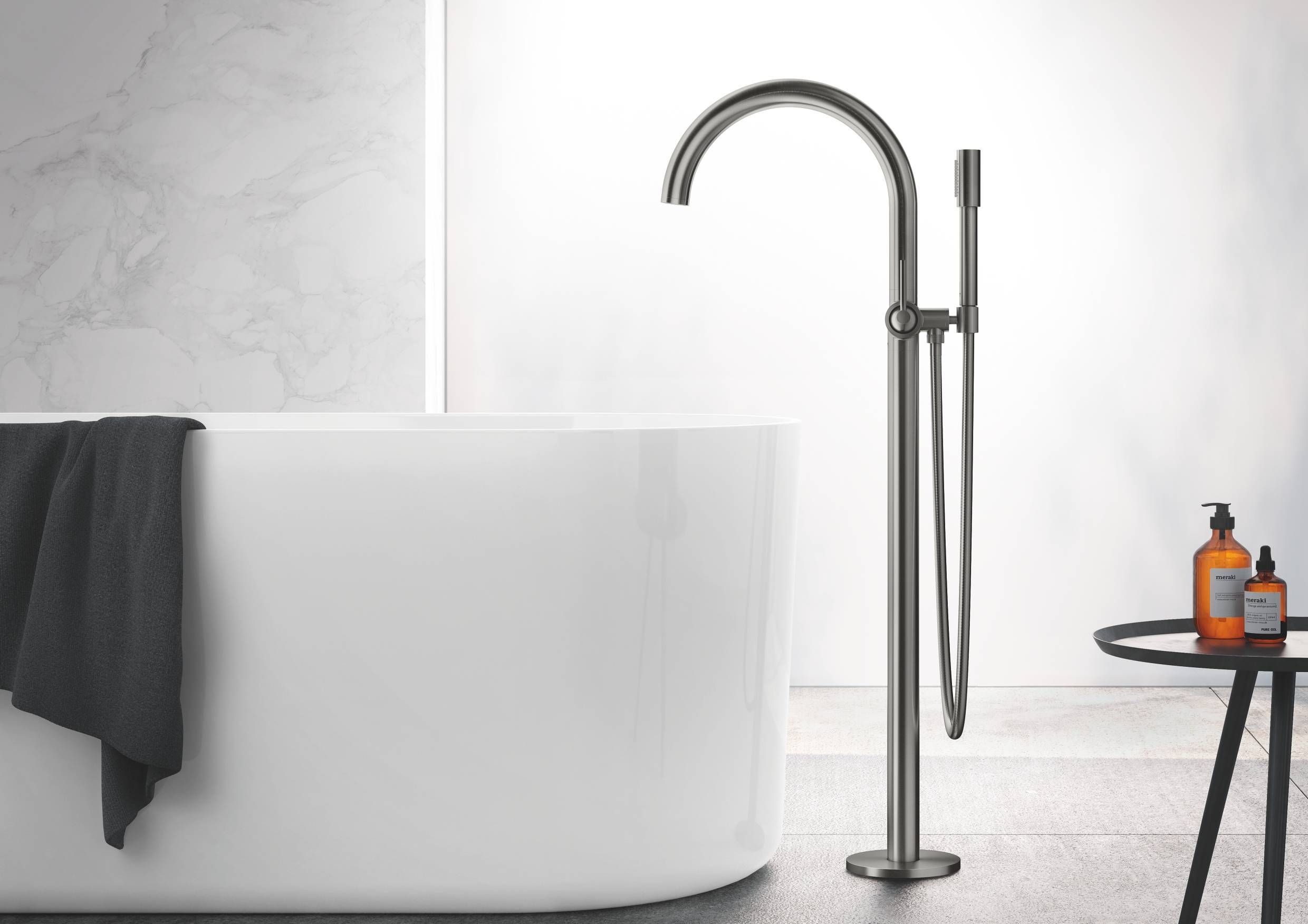 Внешняя часть смесителя для ванны GROHE Atrio New с ручным душем, свободностоящий, темный графит матовый(32653AL3) Внешняя часть смесителя для ванны GROHE Atrio New с ручным душем, свободностоящий, темный графит матовый(32653AL3)
