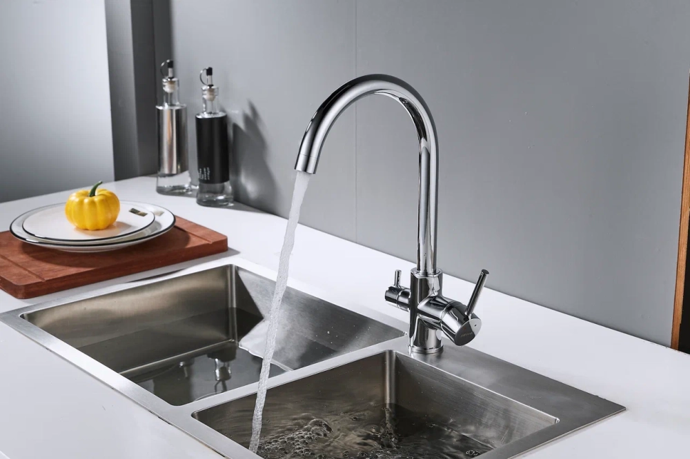 Смеситель для кухни с подключением фильтра Shevanik S128, хром