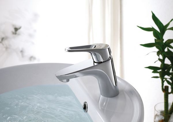 Смеситель для раковины Bravat Drop-D F148162C Хром