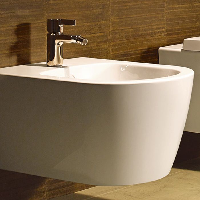Duravit ME by Starck Биде подвесное &quot;компакт&quot; с перел., с 1 отв. под смес., вкл. крепление Durafix, 370x480мм, с покрытием WonderGliss Цвет: Белый