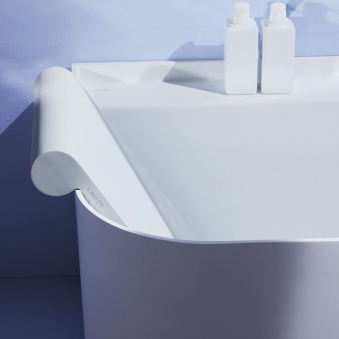 Ванна, Laufen, Sonar, ширина, мм-1600, глубина, мм-815, тип установки-пристенный, материал-Marbond, с полочкой для смесителя, с интегрированным переливом, с сифоном click-clack с белой крышкой из материала Sentec, цвет-белый
