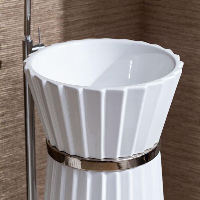 Oasis Plissè раковина диаметр 437 мм высота 950мм, отдельностоящая, в комплекте с сифоном, вывод в пол, окантовка хром, цвет бел (упаковка-3-х короб)