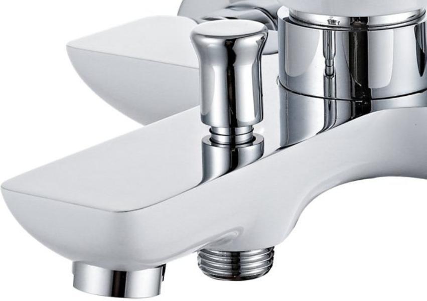 Смеситель для ванны с душем Aquanet Arctic AF520-20СW Смеситель для ванны с душем Aquanet Arctic AF520-20СW