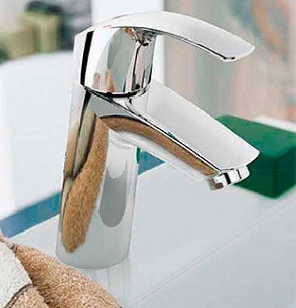 Смеситель для раковины GROHE Eurosmart, средний излив, хром (23324001) Смеситель для раковины GROHE Eurosmart, средний излив, хром (23324001)