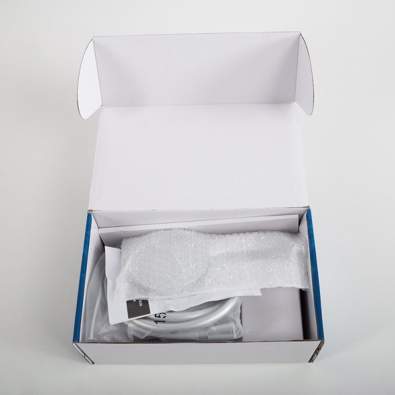 UNIQUE Смеситель для ванны и душа с длинным изливом в комплекте с ручным душем, шлангом и держателем, хром UNIQUE-VASM-L-CRM, артикул UNIQUE-VASM-L-CRM