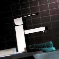 Bongio Domino Смеситель для раковины на 1 отв, излив 160мм, цвет хром