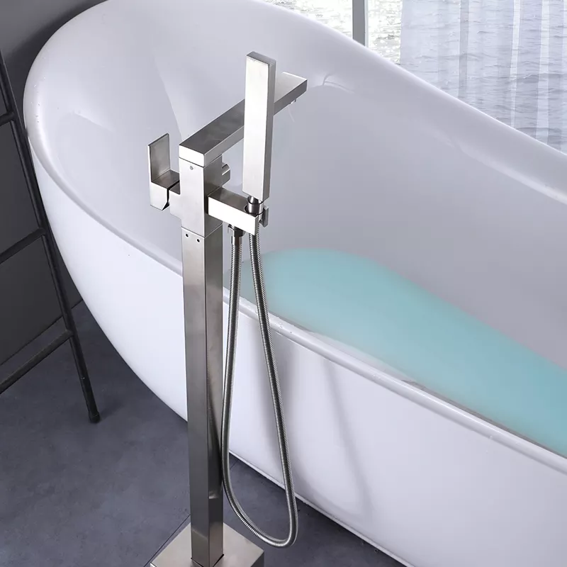 Смеситель ALBANO для отдельностоящей ванны BOCH MANN BM7774 Смеситель ALBANO для отдельностоящей ванны BOCH MANN BM7774