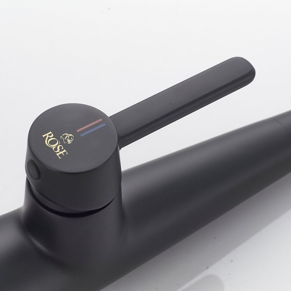 Смеситель для кухни с гибким изливом и режимом "душ" Rose R213H, черный