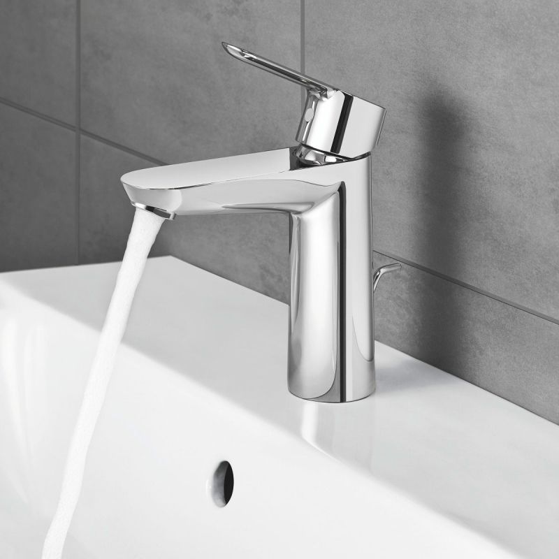 Смеситель для раковины GROHE BauLoop с донным клапаном, M-Size, хром (23762000) Смеситель для раковины GROHE BauLoop с донным клапаном, M-Size, хром (23762000)