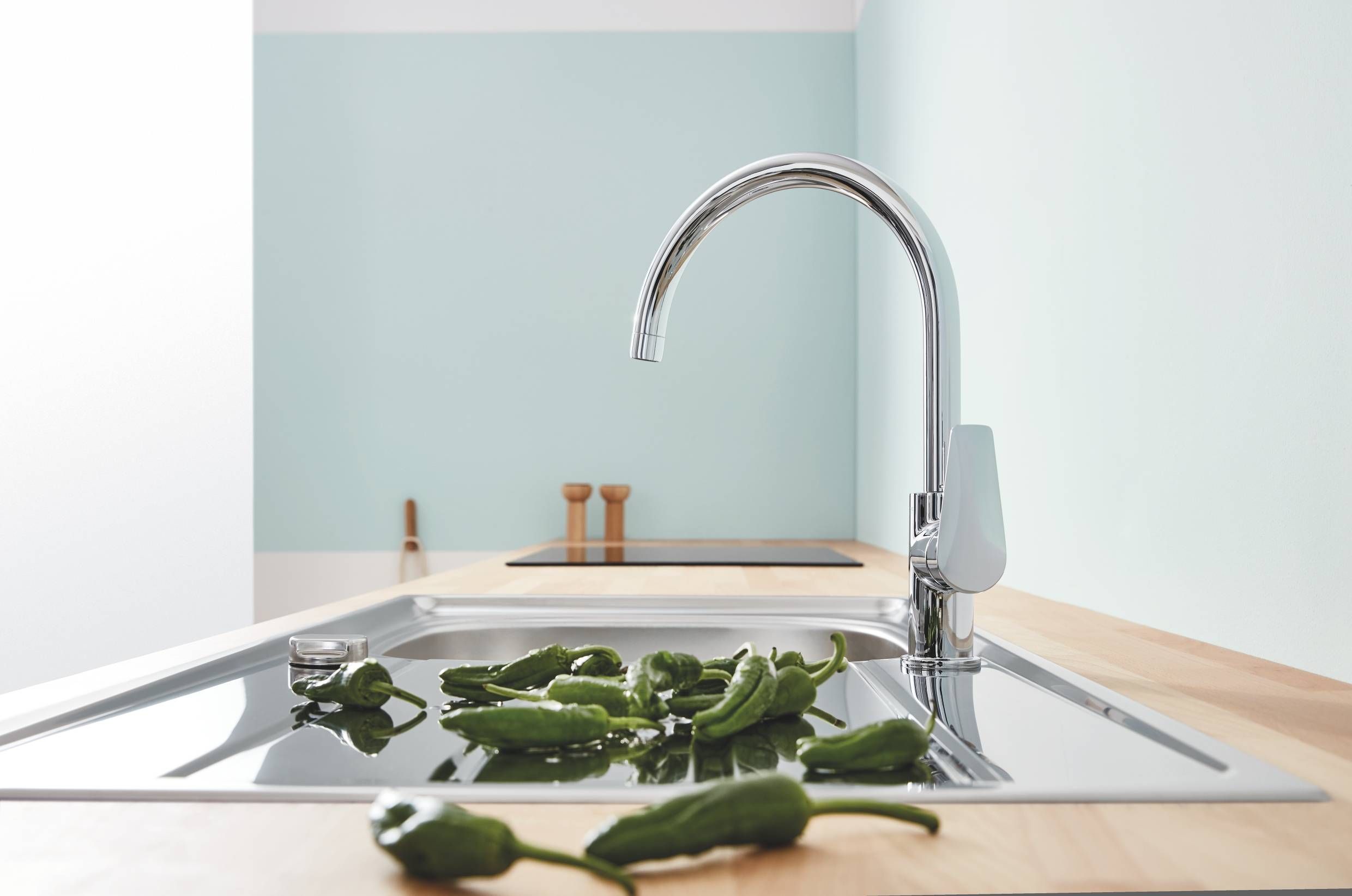 Смеситель для кухни GROHE BauEdge с высоким C-образным изливом, хром (31233001) Смеситель для кухни GROHE BauEdge с высоким C-образным изливом, хром (31233001)