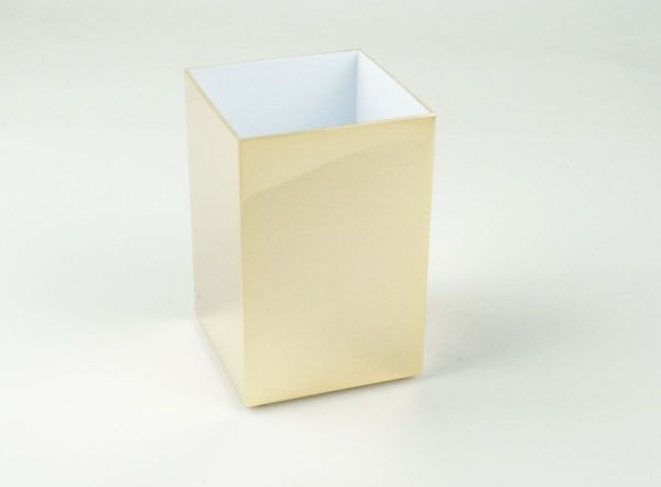 Surya Metall, квадратный металлический стакан 6х6хh9 см, цвет золото