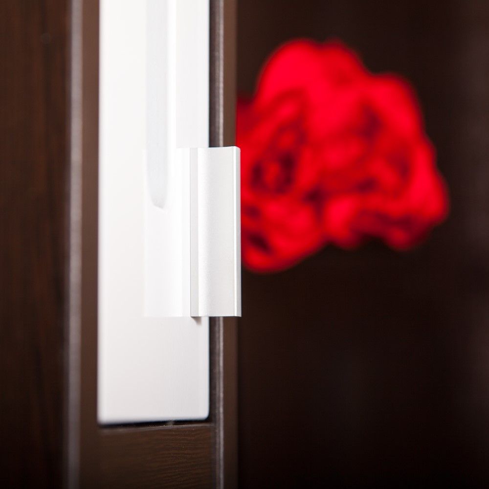 Зеркало со шкафом Бриклаер БАЛИ 120 см, венге/белый, артикул 4627125411809