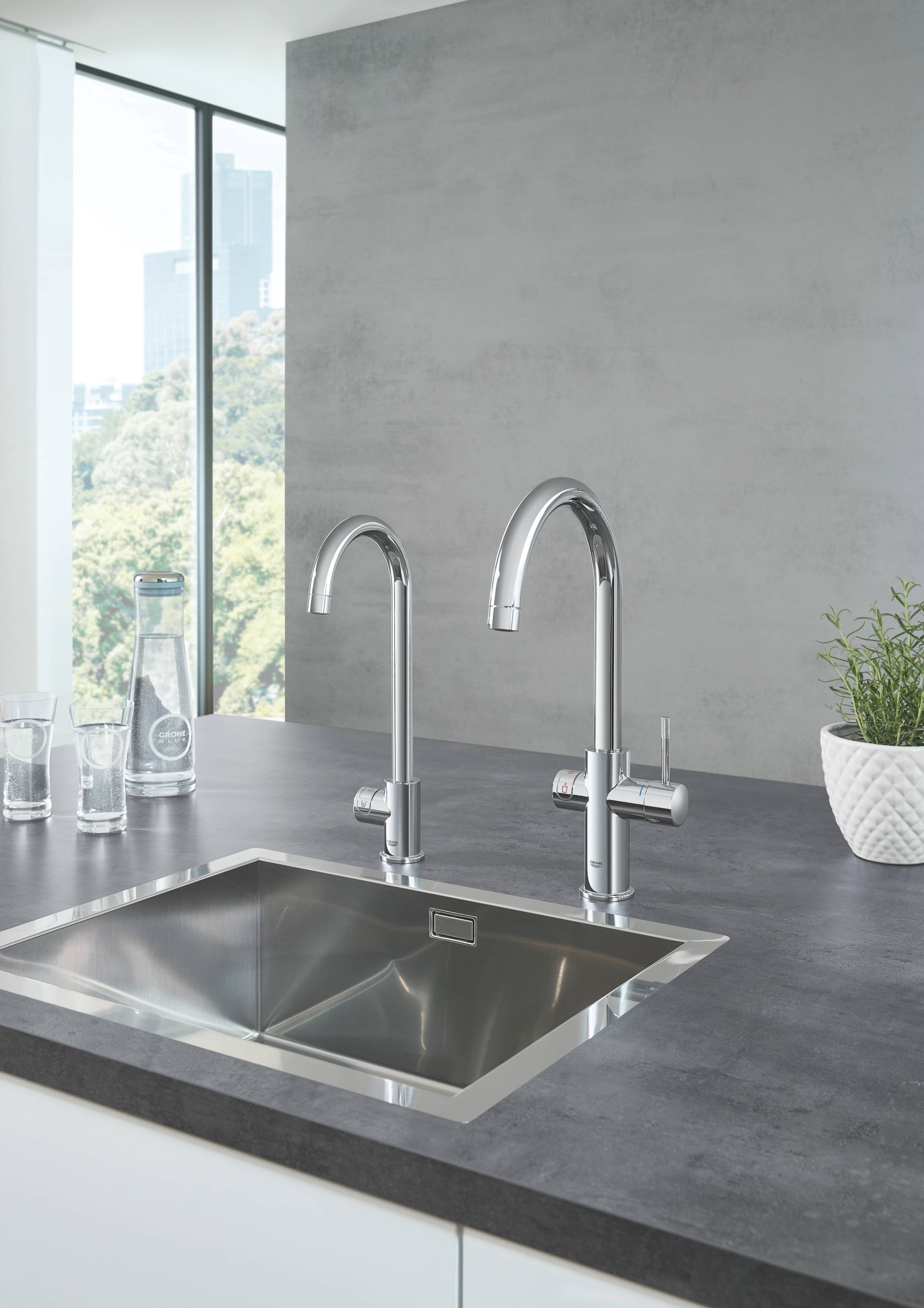 Смеситель для кухни GROHE Red Duo, бойлер L-size, хром, (30079001) Смеситель для кухни GROHE Red Duo, бойлер L-size, хром, (30079001)