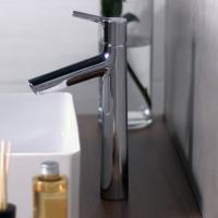 Смеситель для раковины, Hansgrohe, Talis S, тип открывания воды-однорычажный, тип регулирования воды-керамический узел смешивания, отверстия для монтажа-1, высота, мм-310, вынос излива, мм-131, цвет-хром, без сливного гарнитура Смеситель для раковины, Hansgrohe, Talis S, тип открывания воды-однорычажный, тип регулирования воды-керамический узел смешивания, отверстия для монтажа-1, высота, мм-310, вынос излива, мм-131, цвет-хром, без сливного гарнитура