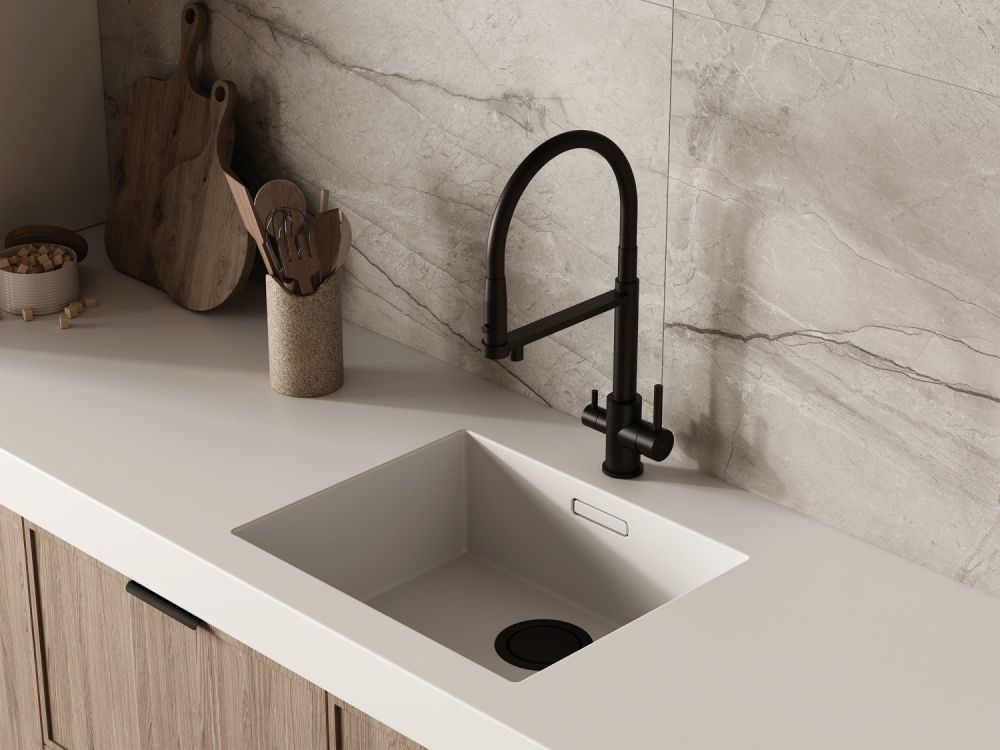 Смеситель для кухни Cersanit ZEN однорычажный с фильтром с гибким изливом черный (68250), артикул 68250