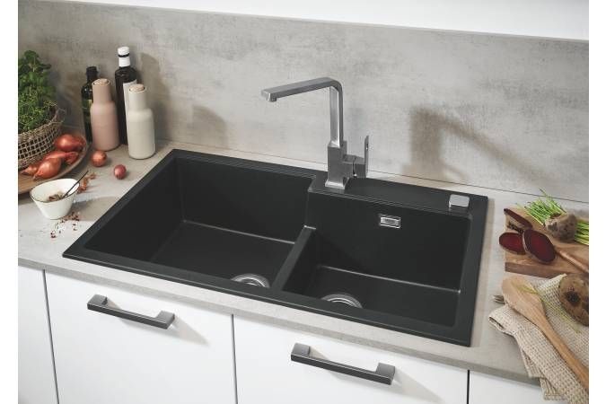 Мойка GROHE K500 с 2 чашами, 860 x 500 мм, черный гранит (31649AP0) Мойка GROHE K500 с 2 чашами, 860 x 500 мм, черный гранит (31649AP0)