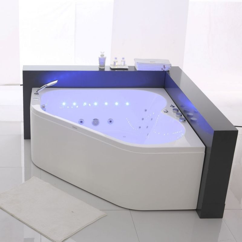 Акриловая ванна SSWW A2202 CGSP 150х150 R с гидромассажем