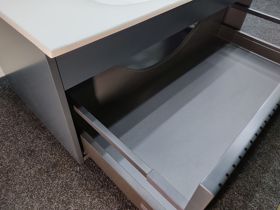 TW Shape комплект мебели, база с раковиной Kerasan 548001*1, 122х52см, с 1-м выдвиж. ящиком с механизмом push to open, цвет: серый матовый RAL7016 TW Shape комплект мебели, база с раковиной Kerasan 548001*1, 122х52см, с 1-м выдвиж. ящиком с механизмом push to open, цвет: серый матовый RAL7016