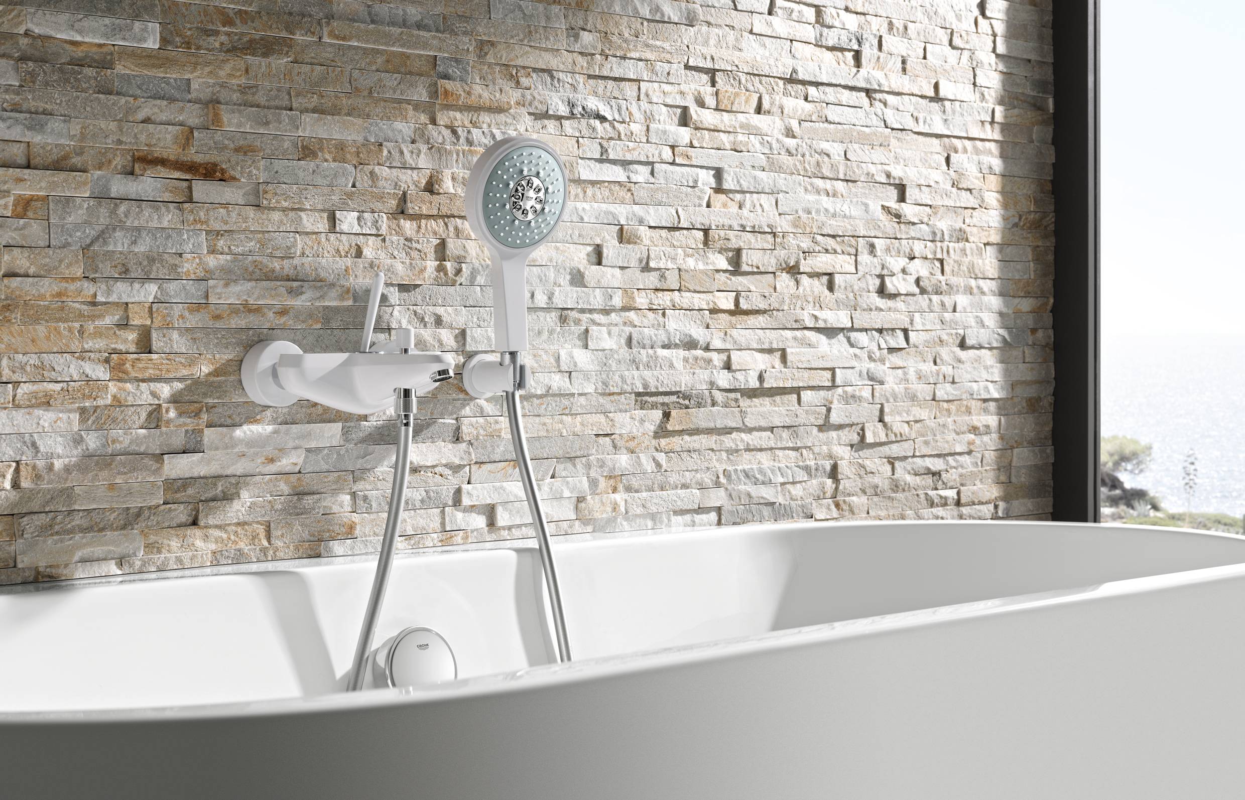 Смеситель для ванны GROHE Eurodisc Joy, белая луна (23431LS0) Смеситель для ванны GROHE Eurodisc Joy, белая луна (23431LS0)