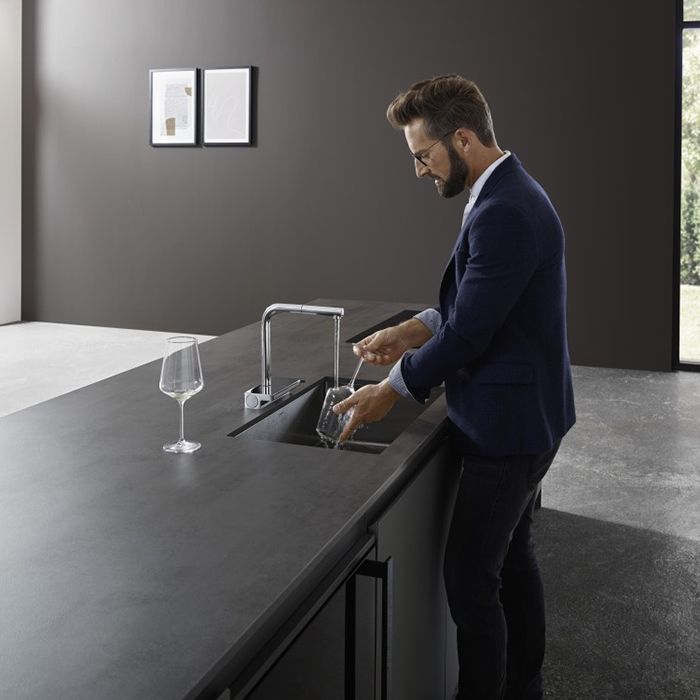 Смеситель для кухни, Hansgrohe, Aquno Select M81, тип открывания воды-рычажный, тип регулирования воды-керамический картридж, монтаж-на раковину/столешницу, отверстия для монтажа-1, высота, мм-281, вынос излива, мм-215, тип излива-L-образный, стандарт под Смеситель для кухни, Hansgrohe, Aquno Select M81, тип открывания воды-рычажный, тип регулирования воды-керамический картридж, монтаж-на раковину/столешницу, отверстия для монтажа-1, высота, мм-281, вынос излива, мм-215, тип излива-L-образный, стандарт под