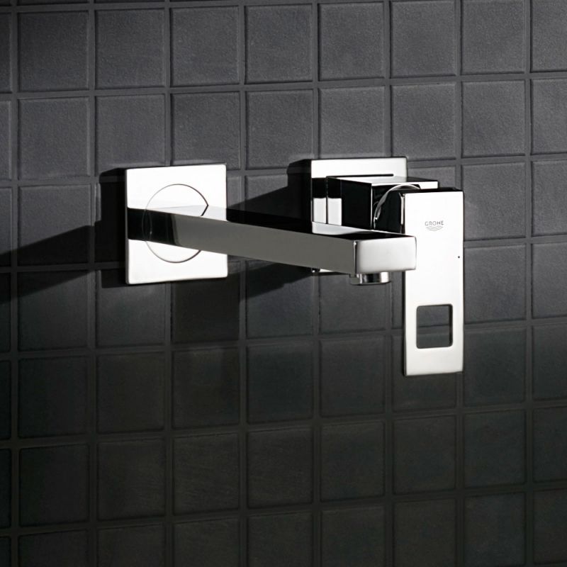 Смеситель для раковины  GROHE EUROCUBE 23447000 (хром, L-23,1), шт Смеситель для раковины  GROHE EUROCUBE 23447000 (хром, L-23,1), шт