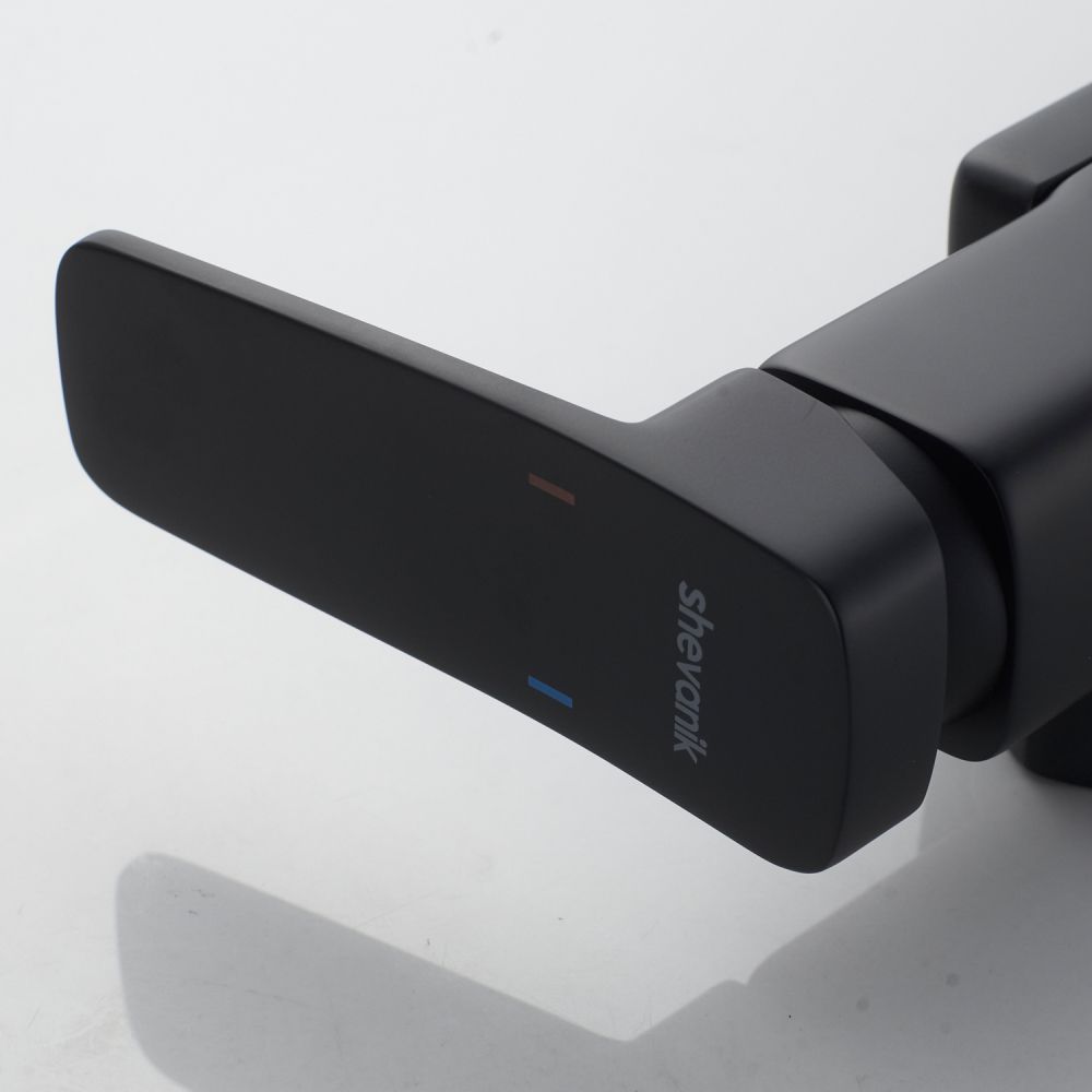 Смеситель для ванны Shevanik S9952H, черный