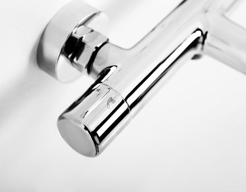 Смеситель для ванны и душа BelBagno UNO UNO-VASM-ORO