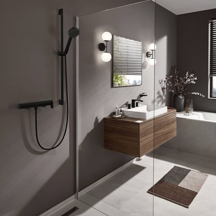 Смеситель для душа, Hansgrohe, Vivenis, тип открывания воды-однорычажный, тип регулирования воды-керамический картридж, монтаж-настенный, отверстия для монтажа-2, цвет-чёрный матовый Смеситель для душа, Hansgrohe, Vivenis, тип открывания воды-однорычажный, тип регулирования воды-керамический картридж, монтаж-настенный, отверстия для монтажа-2, цвет-чёрный матовый