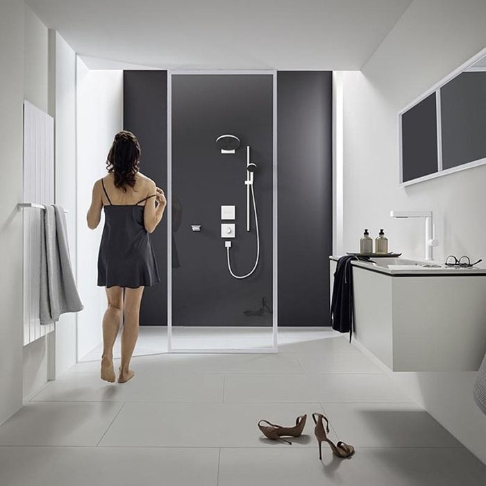 Душевой гарнитур, Hansgrohe, Pulsify Select, размер штанги, мм-959, шланг-есть, размер душевого диска, мм-105, количество режимов-3, тип струи-PowderRain, IntenseRain, массажная,  переключение типов струи с помощью кнопки Select, держатель для ручного душ Душевой гарнитур, Hansgrohe, Pulsify Select, размер штанги, мм-959, шланг-есть, размер душевого диска, мм-105, количество режимов-3, тип струи-PowderRain, IntenseRain, массажная,  переключение типов струи с помощью кнопки Select, держатель для ручного душ