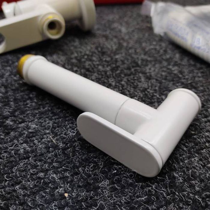 Gattoni Набор Гигиенический душ со встроенным смесителем, шланг 100см, цвет: белый матовый