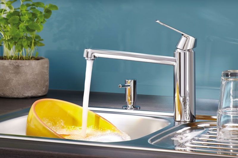 Смеситель для кухни  GROHE EUROSMART COSMOPOLITAN 30193000 (хром, L-22,1 H-14,4), шт Смеситель для кухни  GROHE EUROSMART COSMOPOLITAN 30193000 (хром, L-22,1 H-14,4), шт