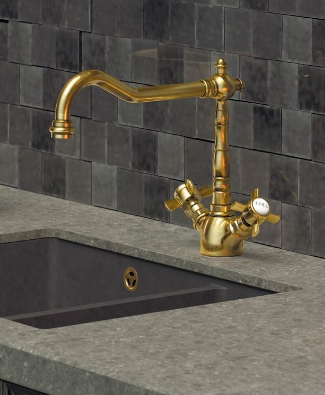 Смеситель для кухни, OMOIKIRI, Tokigawa, тип открывания воды-двухвентильный, тип регулирования воды-керамическая кран-букса, монтаж-на раковину/столешницу, отверстия для монтажа-1, высота, мм-236, вынос излива, мм-238, тип излива-поворотный, тип подводки-