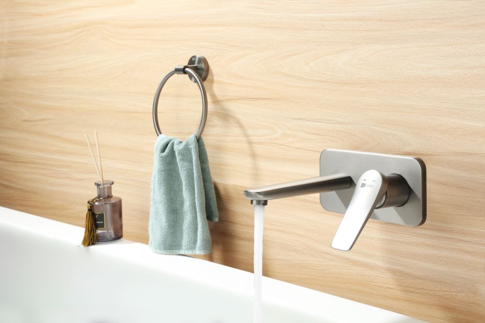 Смеситель для раковины Lemark Bronx (LM3726GM), артикул LM3726GM