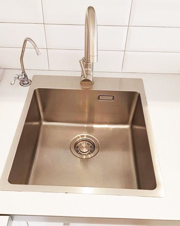 Мойка, OMOIKIRI, Amadare, ширина, мм-450, глубина, мм-505, высота, мм-200, тип установки-встраиваемый, отверстия для смесителя-1, с переливом, сифон, донный клапан, уплотнительная подкладка в комплекте, автоматический донный клапан приобретается отдельно,