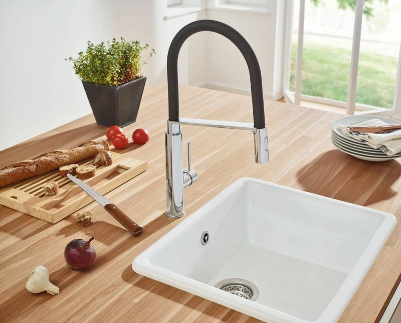 Смеситель для кухни GROHE Concetto с профессиональной лейкой, хром/черный (31491000) Смеситель для кухни GROHE Concetto с профессиональной лейкой, хром/черный (31491000)