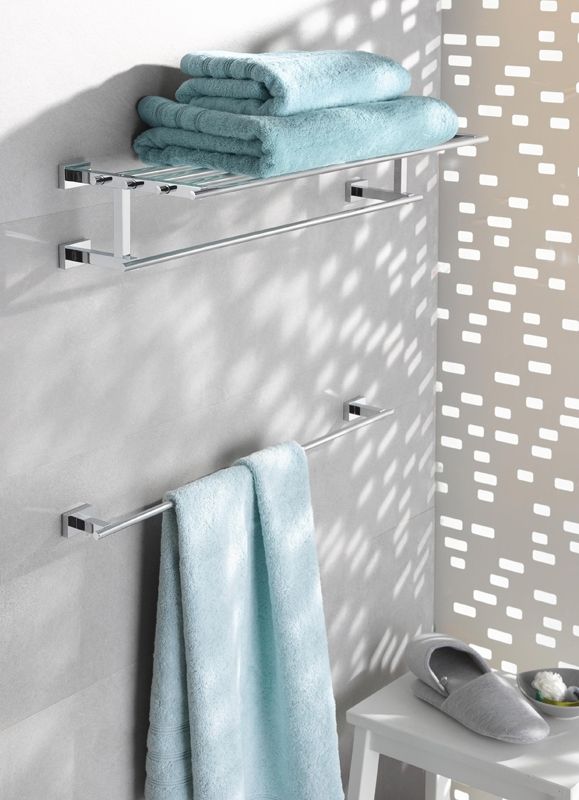 Держатель для банного полотенца GROHE Essentials Cube 600 мм, хром (40509001) Держатель для банного полотенца GROHE Essentials Cube 600 мм, хром (40509001)