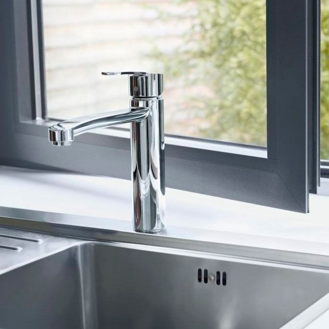 Смеситель для кухни GROHE Eurostyle, хром (31159002) Смеситель для кухни GROHE Eurostyle, хром (31159002)