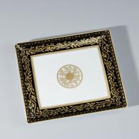 THG MARQUISE NOIR DECOR OR Поднос керамический 171х154 мм., настольный, middle size, декор черный/золото, цвет белый
