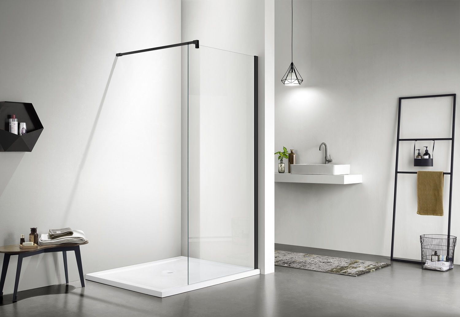 AQ WIW 12020BL Душевая перегородка Walk in с держателем 1200x2000 профиль черный, стекло прозрачное AQ WIW 12020BL Душевая перегородка Walk in с держателем 1200x2000 профиль черный, стекло прозрачное