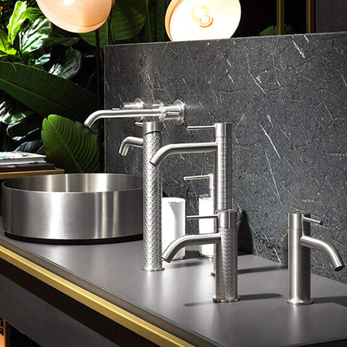 GESSI 316 Раковина Ø400 мм., для установки на столешницу, без перелива, нержавеющая сталь, цвет Steel brushed GESSI 316 Раковина Ø400 мм., для установки на столешницу, без перелива, нержавеющая сталь, цвет Steel brushed