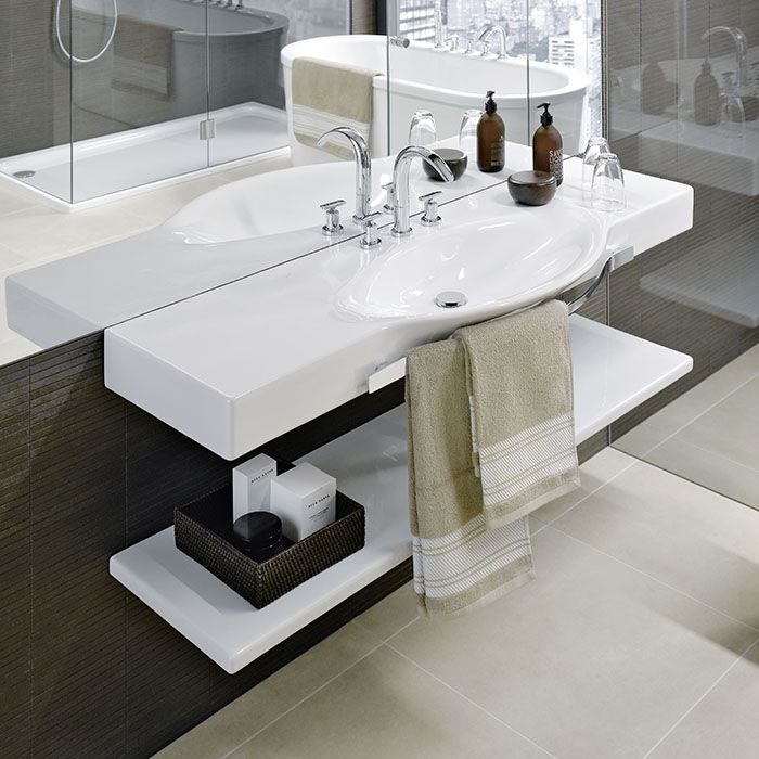 Laufen Palace Раковина 1500x510x110 мм., подвесная/накладная,, с 1 отв для смесит, с полотенцедерж, цвет белый Laufen Palace Раковина 1500x510x110 мм., подвесная/накладная,, с 1 отв для смесит, с полотенцедерж, цвет белый