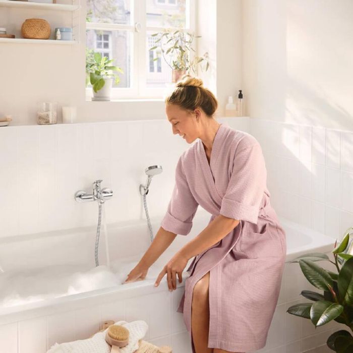Смеситель для ванны и душа, Hansgrohe, Rebris S, тип открывания воды-однорычажный, тип регулирования воды-керамический картридж, монтаж-настенный, отверстия для монтажа-2, вынос излива, мм-173, регулируемое ограничение температуры, дивертер с переключател Смеситель для ванны и душа, Hansgrohe, Rebris S, тип открывания воды-однорычажный, тип регулирования воды-керамический картридж, монтаж-настенный, отверстия для монтажа-2, вынос излива, мм-173, регулируемое ограничение температуры, дивертер с переключател