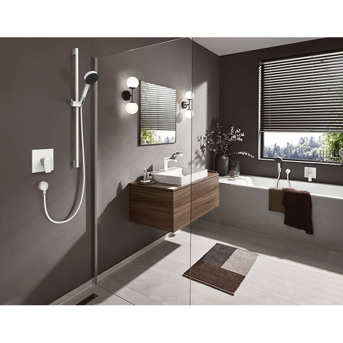 Смеситель для душа, Hansgrohe, Vivenis, тип открывания воды-однорычажный, тип регулирования воды-керамический картридж, монтаж-настенный встраиваемый, отверстия для монтажа-1, внутренняя часть-необходимо заказать, с дивертером, цвет-белый матовый Смеситель для душа, Hansgrohe, Vivenis, тип открывания воды-однорычажный, тип регулирования воды-керамический картридж, монтаж-настенный встраиваемый, отверстия для монтажа-1, внутренняя часть-необходимо заказать, с дивертером, цвет-белый матовый