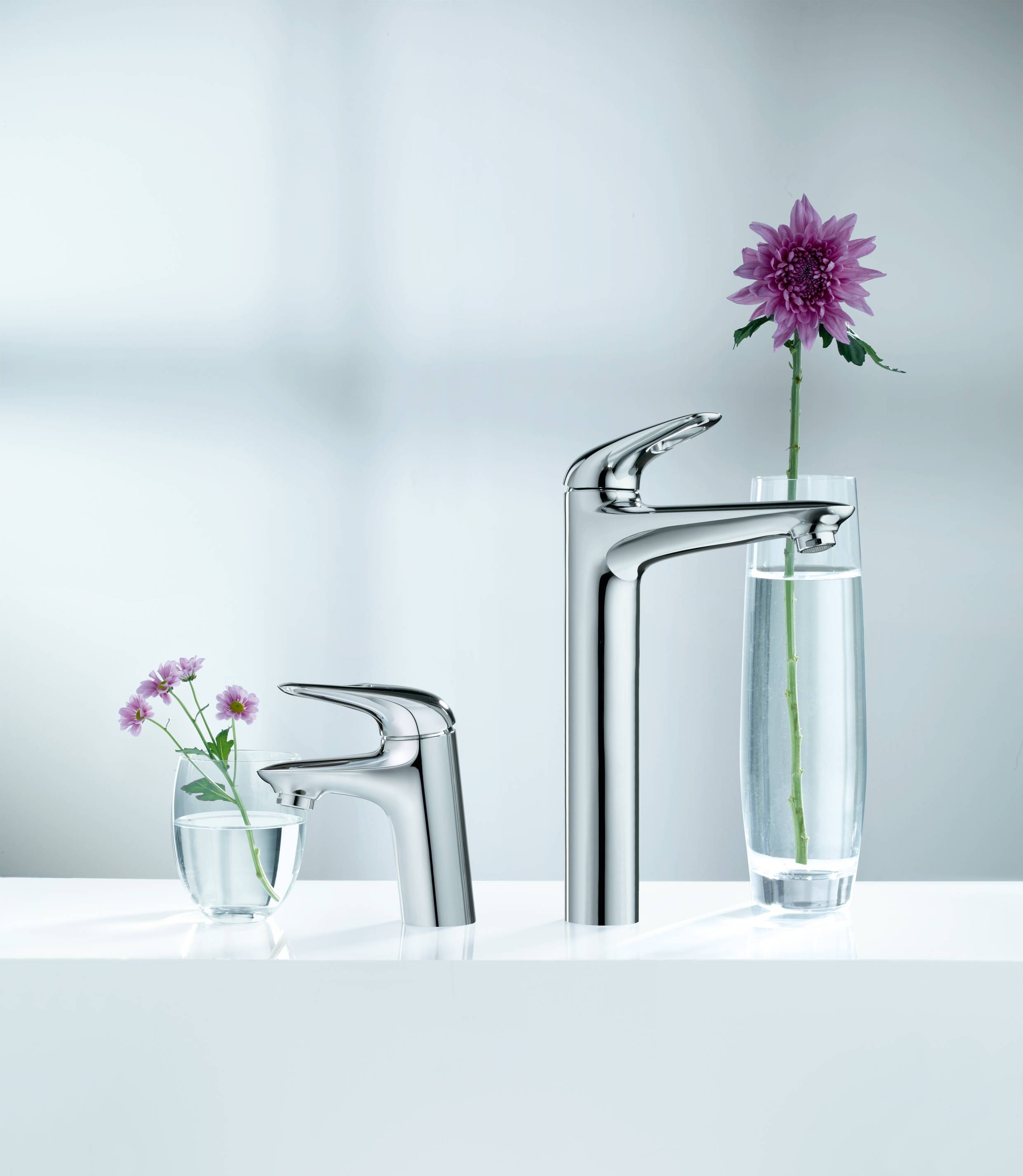 Смеситель для раковины GROHE Eurostyle new с донным клапаном, хром (33558003) Смеситель для раковины GROHE Eurostyle new с донным клапаном, хром (33558003)