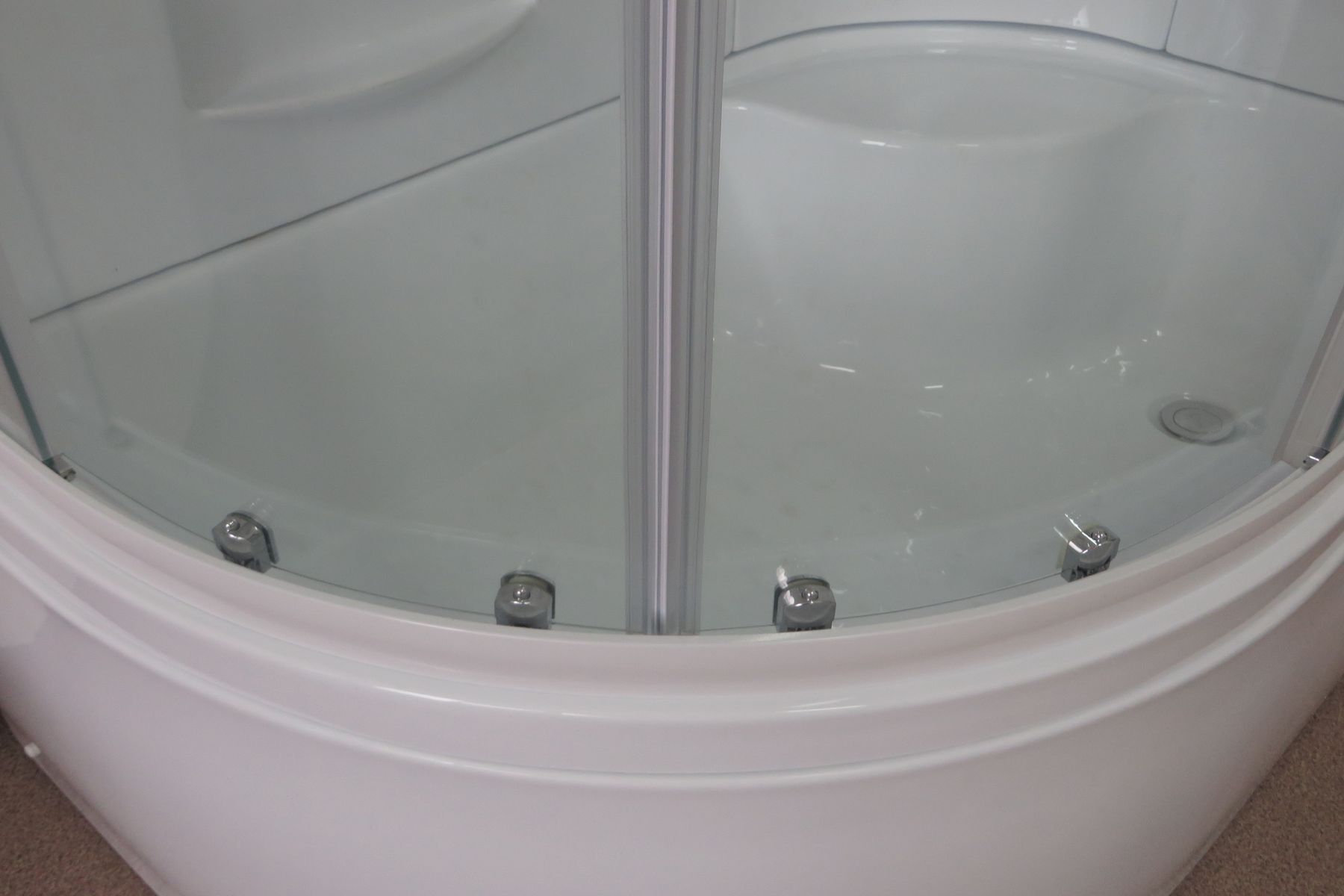 Душевая кабина Royal Bath RB 8120BK2-T (прозрачное) левая Душевая кабина Royal Bath RB 8120BK2-T (прозрачное) левая