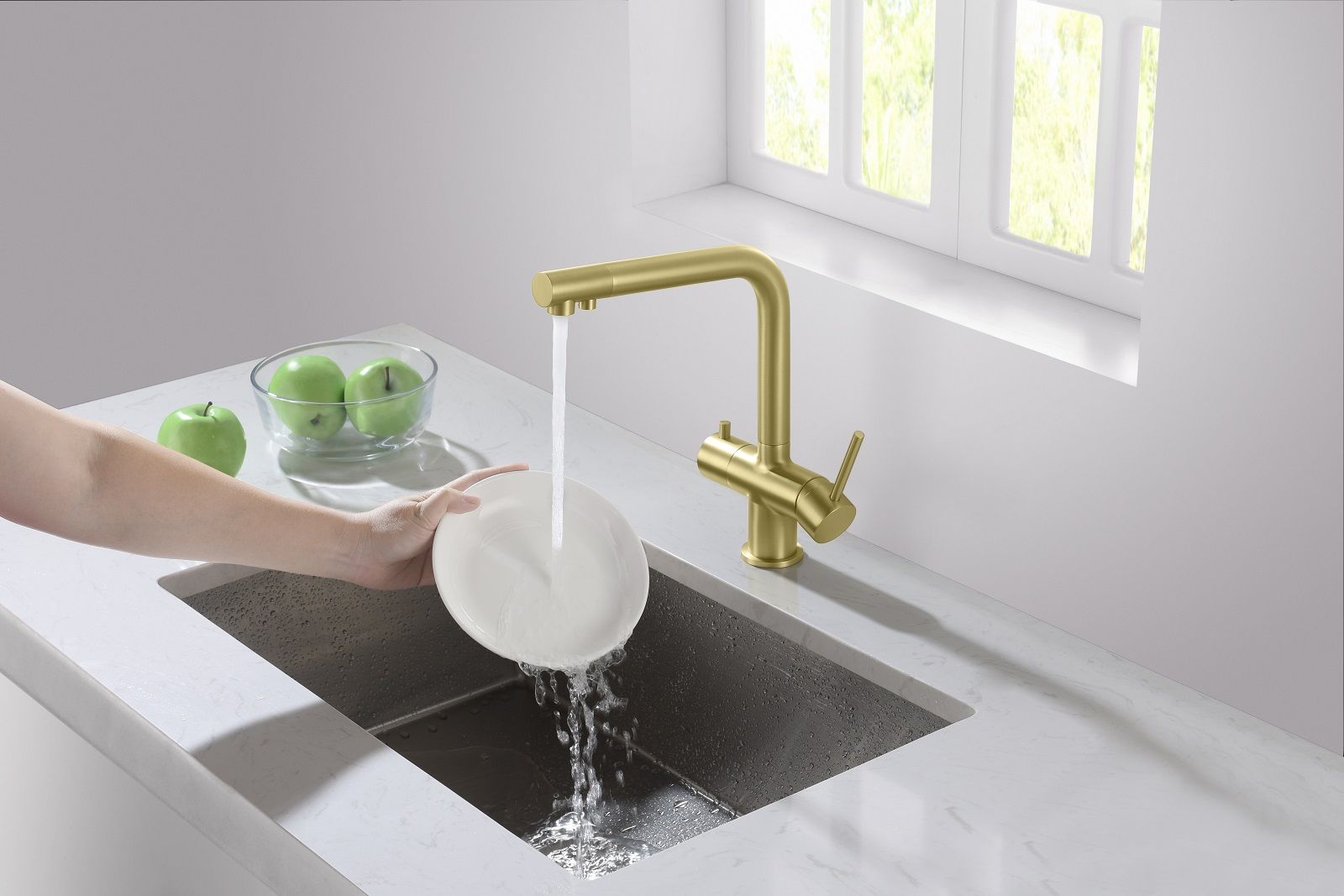 Смеситель для кухни с подключением фильтра Timo Saona 2396/17F золото матовое, артикул 2396/17F