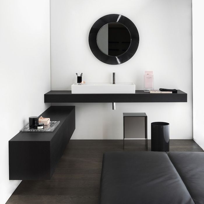 Тумба под раковину, Laufen, Boutique, ширина, мм-900, глубина, мм-500, высота, мм-430, тип установки-подвесной, раковина-необходимо заказать, вырез под раковину-нет, ящики-1, материал корпуса-МДФ, материал фасада-МДФ, цвет-темный дуб, артикул 4.0901.0.150.251.1