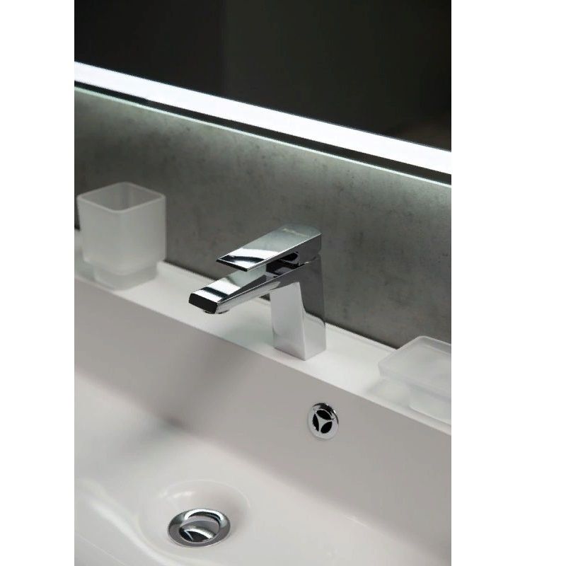 Зеркало BelBagno SPC-MAR 60 с кнопочным выключателем с подсветкой Зеркало BelBagno SPC-MAR 60 с кнопочным выключателем с подсветкой