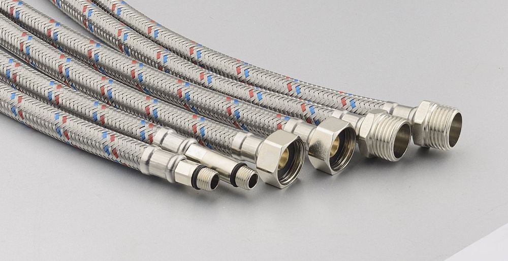 Подводка гибкая ProfEco для воды 150 см гайка-штуцер 1/2-1/2 (PE-FM150), артикул PE-FM150